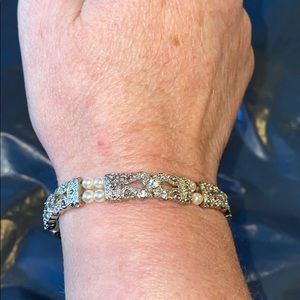 Premier Designs Diamond and pearl bracelet